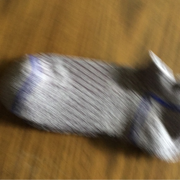 Assortment of new Bombas Women’s socks - Picture 6 of 16